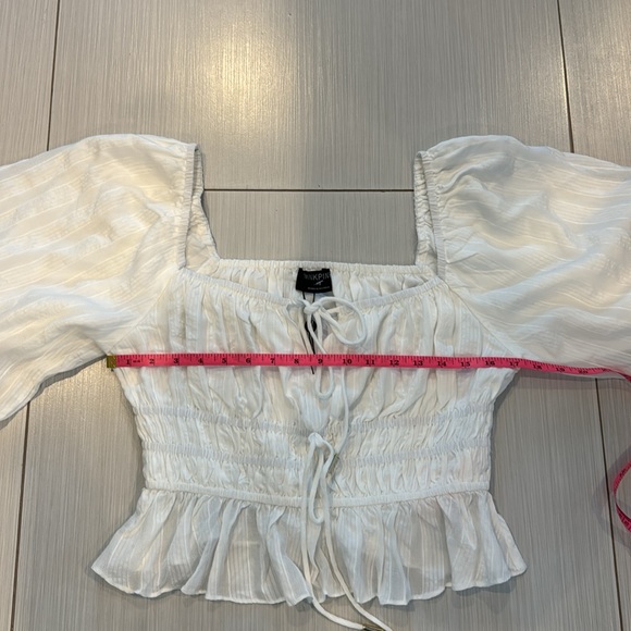 Minkpink Norah NWT 100% Cotton Top with Balloon Sleeve. - Picture 12 of 12